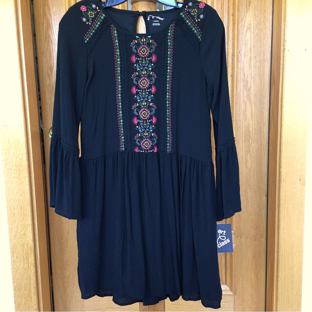 NWT Art Class Black Embroidered Long Sleeve Dress for a girl L(10-12)
